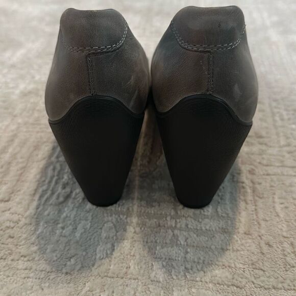 Ecco Grey Wingtip Leather Pumps Women’s Size 36 - Picture 6 of 11